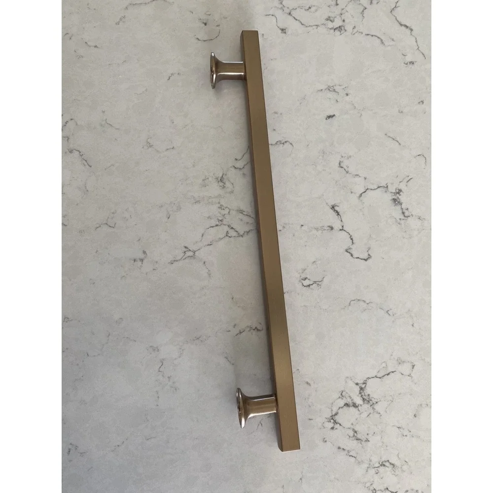 Amerock Corp BP37108CZ‎ Everett Pull 8-13/16 in Bar Cabinet Bronze 8 Available